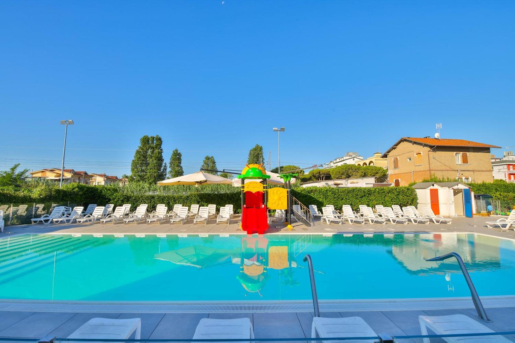 Ciccio Hotel Misano Adriatico Eksteriør bilde