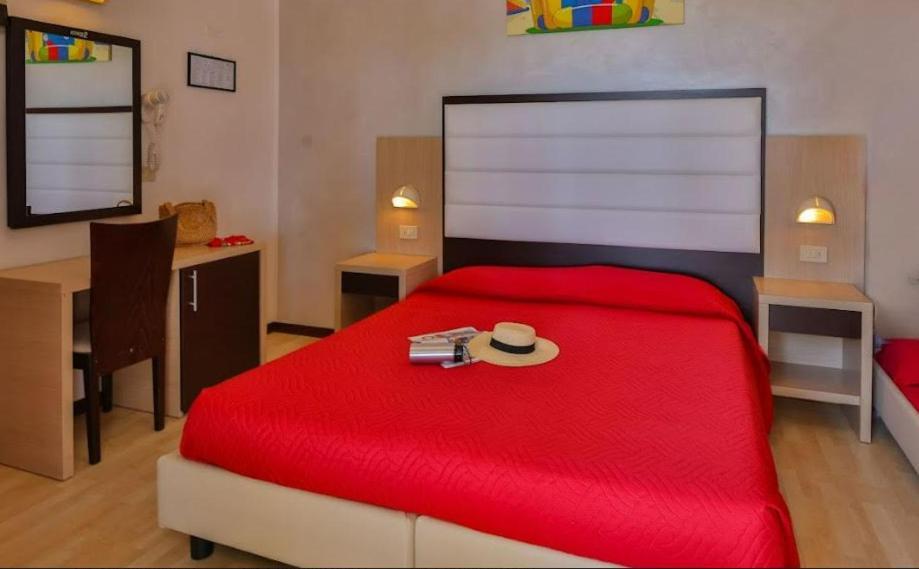 Ciccio Hotel Misano Adriatico Eksteriør bilde
