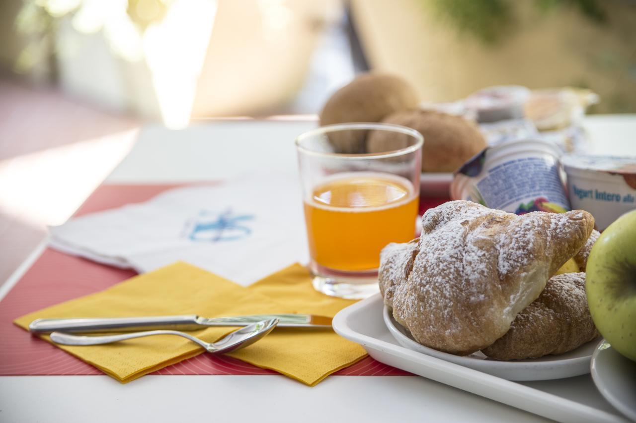 Ciccio Hotel Misano Adriatico Eksteriør bilde